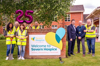 Shaun Davies MP for Telford Joins Clickingmad at Severn Hospice to Launch 25 in 25 Acts of Kindness